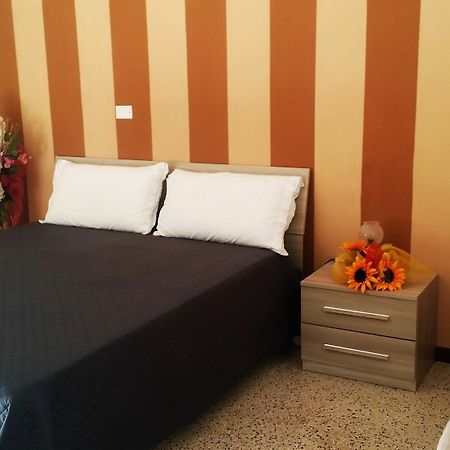Torre Lapillo Beach Porto Cesareo Exterior photo
